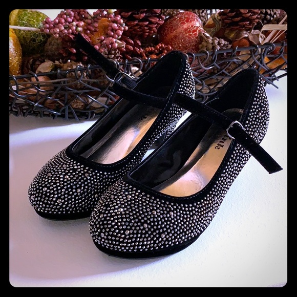 dressing shoes for girls